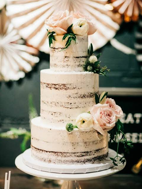 3 TIER NAKED CAKE