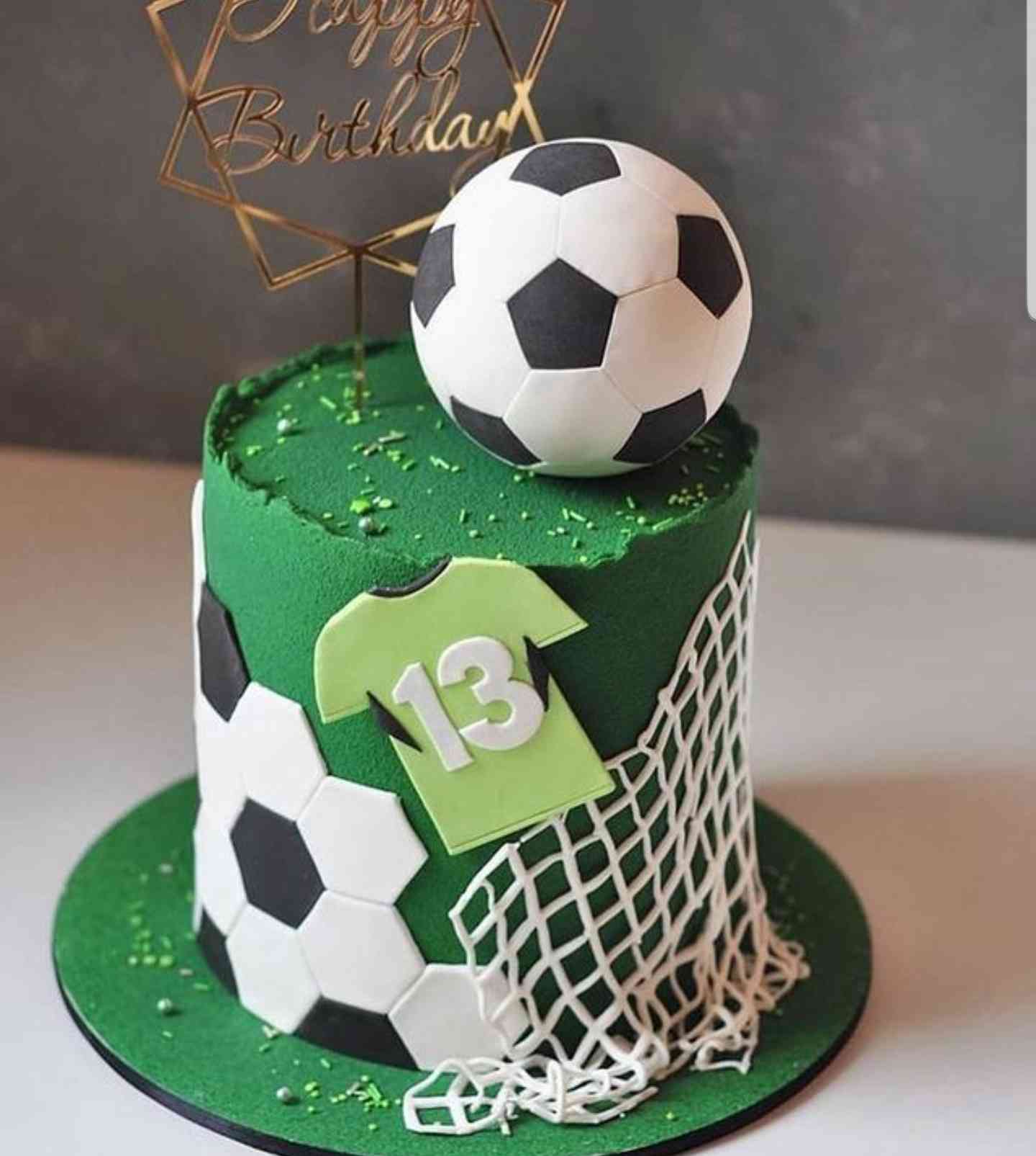 FOOTBALL CAKE 