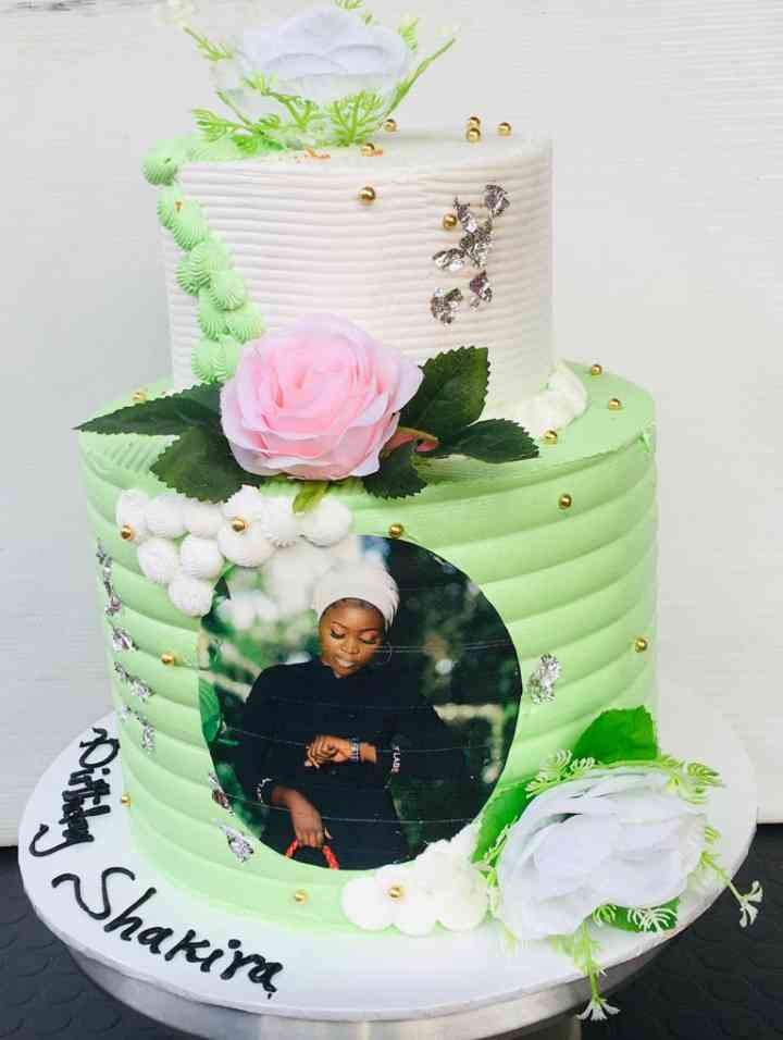 TIER EDIBLE BIRTHDAY CAKE 