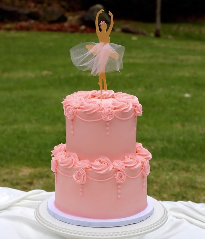 BALLERINA BIRTHDAY CAKE