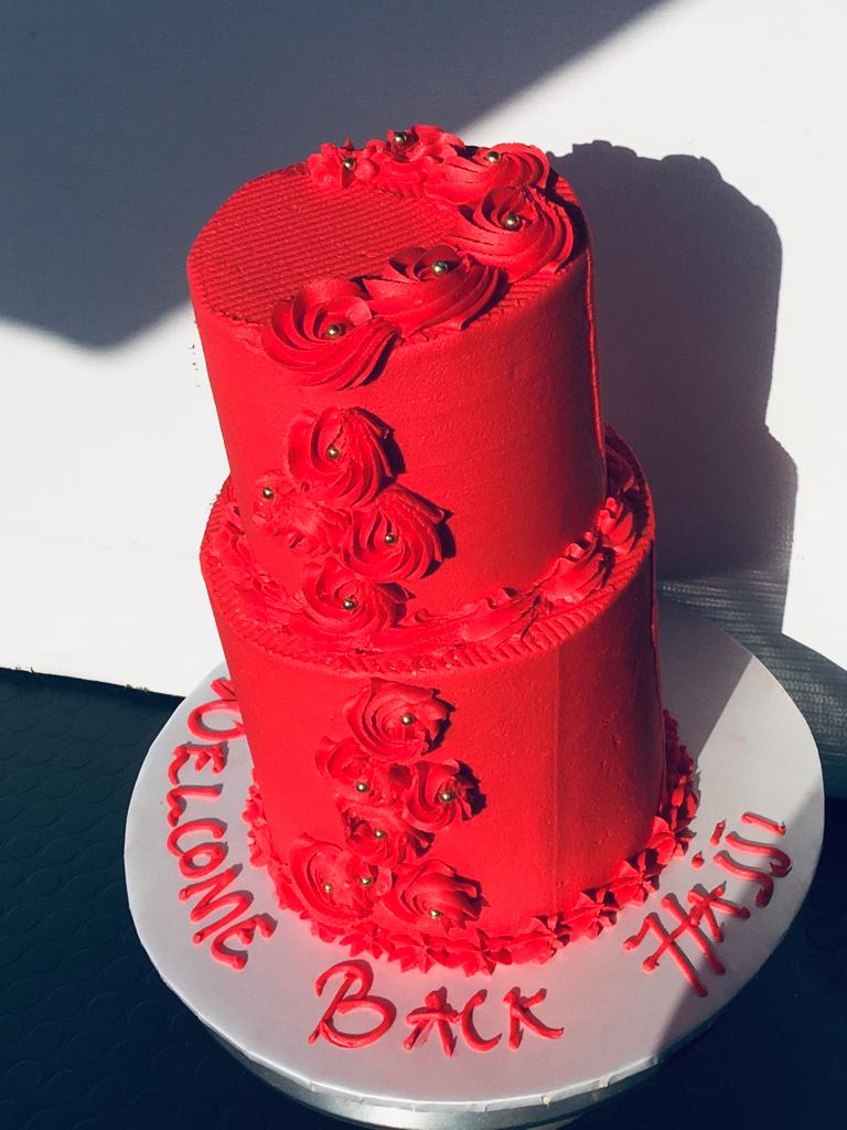 2 TIER RED BUTTER CAKE 