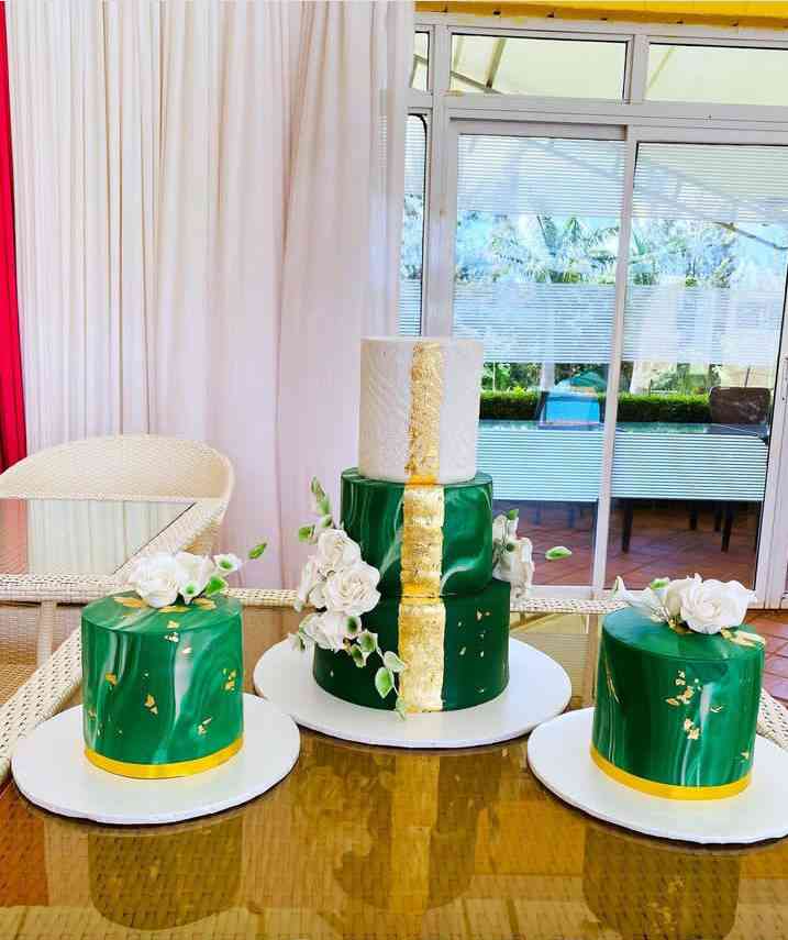 SIMPLE NIKAH CAKE