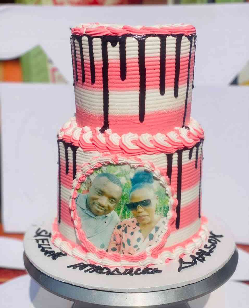 TWO TIER BIRTHDAY CAKE 12