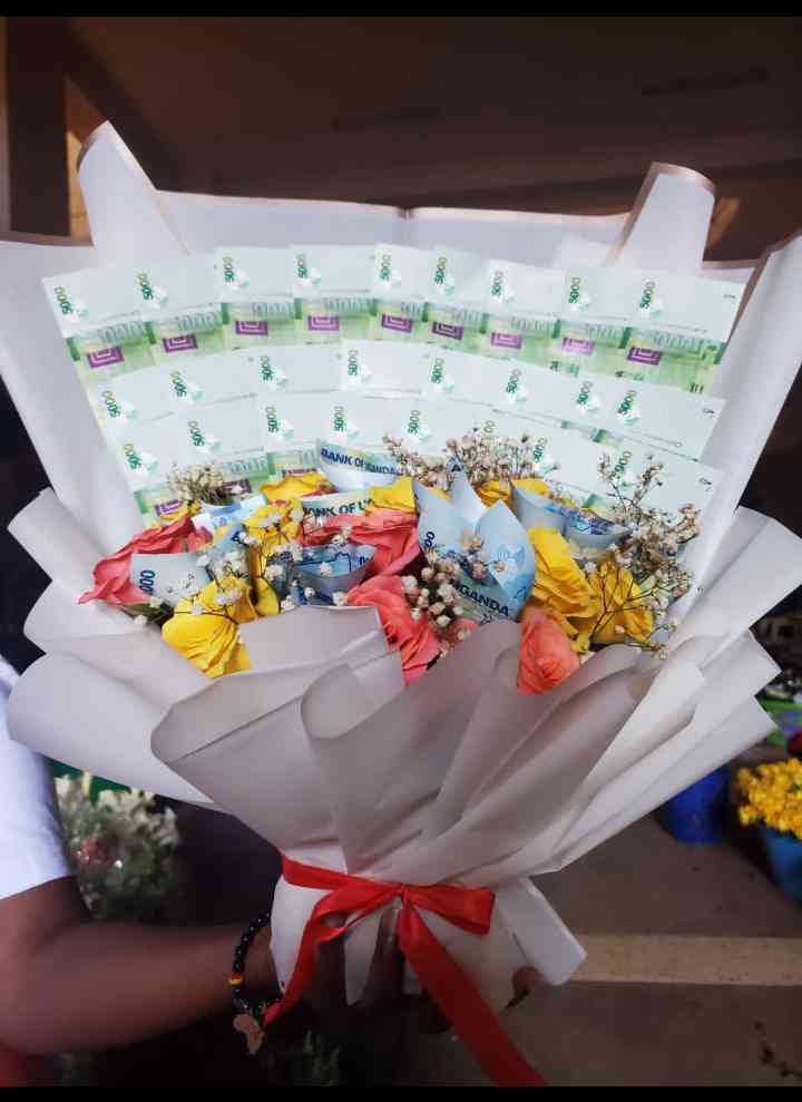 SHINING MONEY BOUQUET 