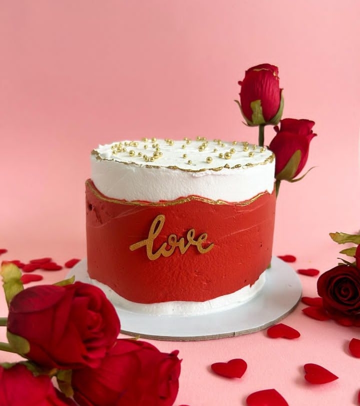 CAKE OF ROSES