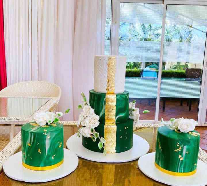 WEDDING CAKE IN GREEN COLORS 