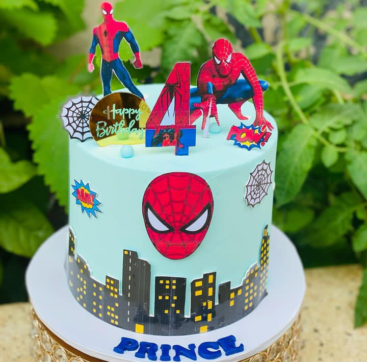 SPIDERMAN CHARACTER CAKE 