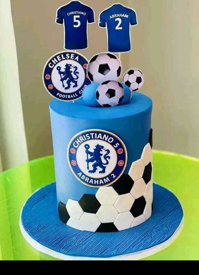 FONDANT CHELSEA LOGO CAKE