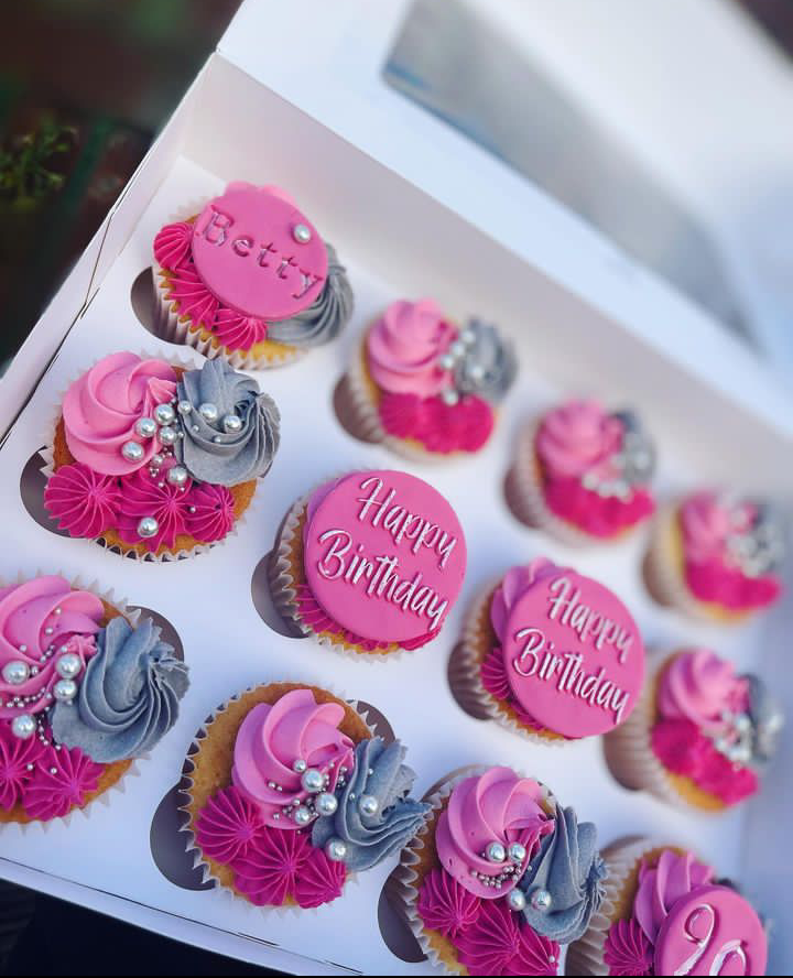 PINKY CUPCAKES QE