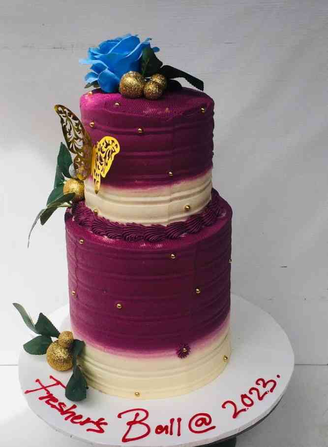 CREAM PURPLE BIRTHDAY CAKE 