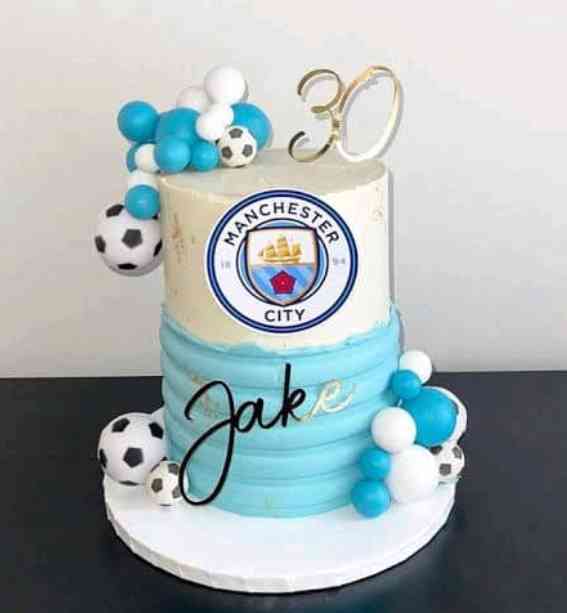 MANCHESTER CITY CAKE