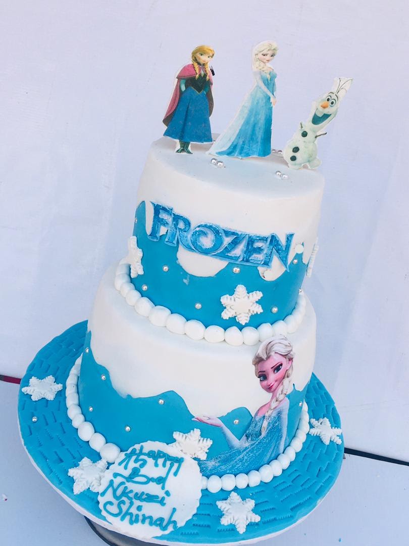 FROZEN CAKE CHARACTER 1