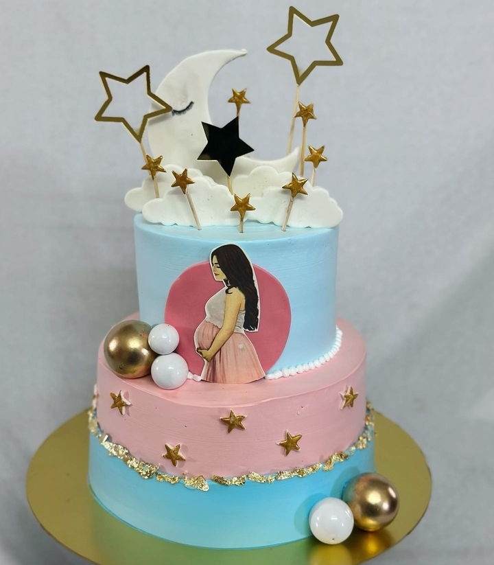 MOON BABY SHOWER CAKE