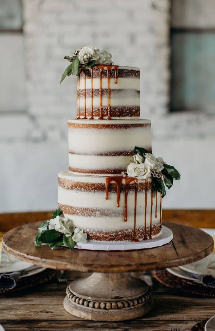 DRIPPING NAKED CAKE