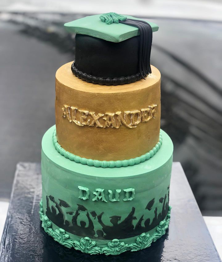 TWO TIER FODANT GRAD CAKE