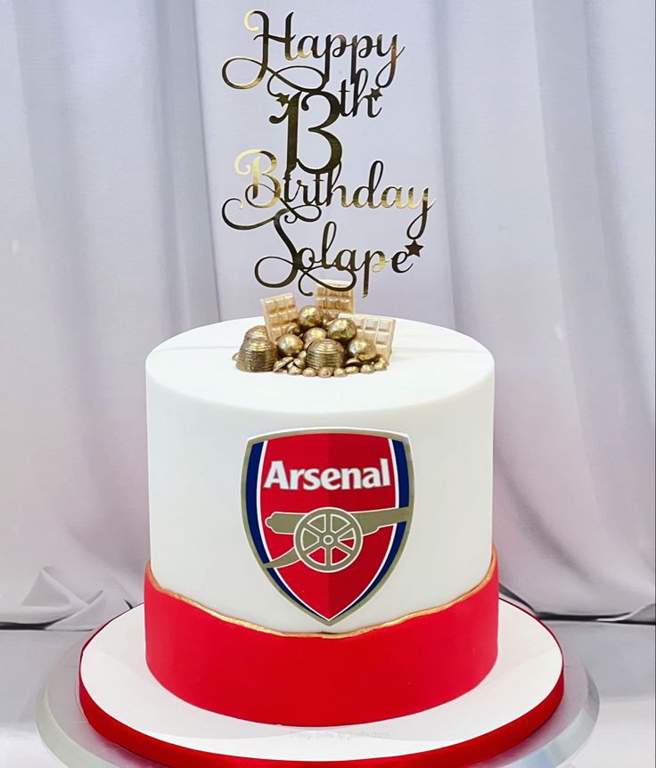 ARSENAL FANS CUSTOMIZED CAKE 1 