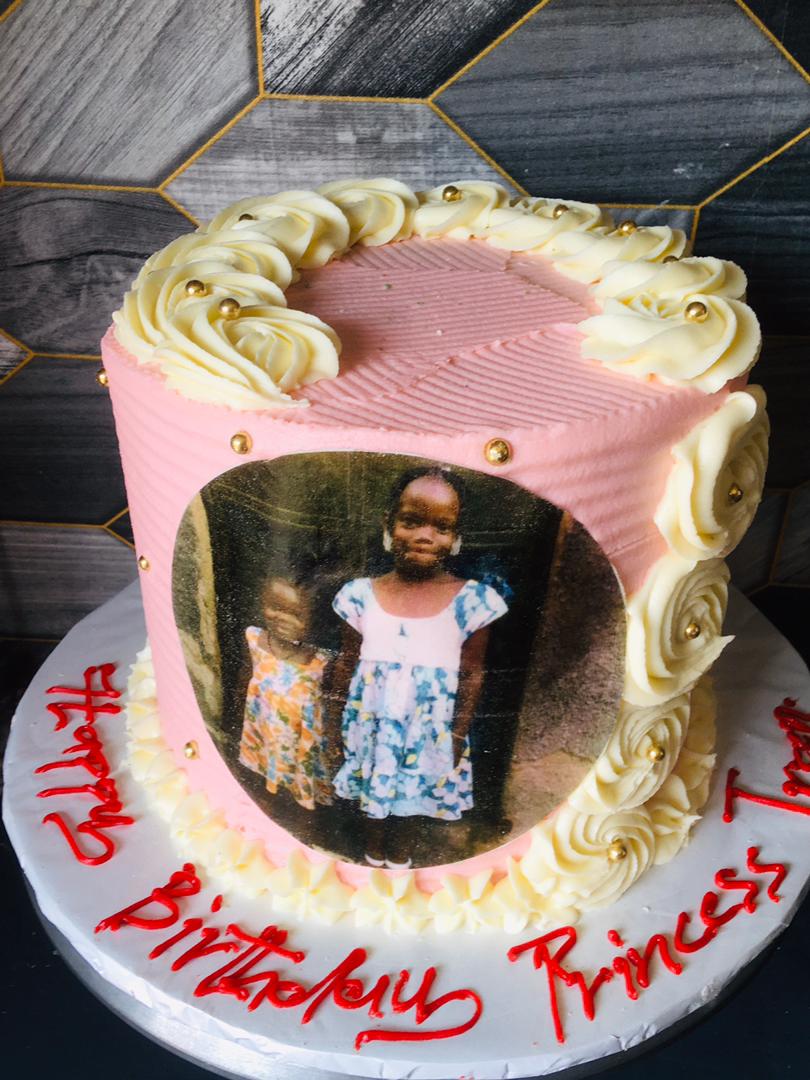 EDIBLE PRINT CAKE 43