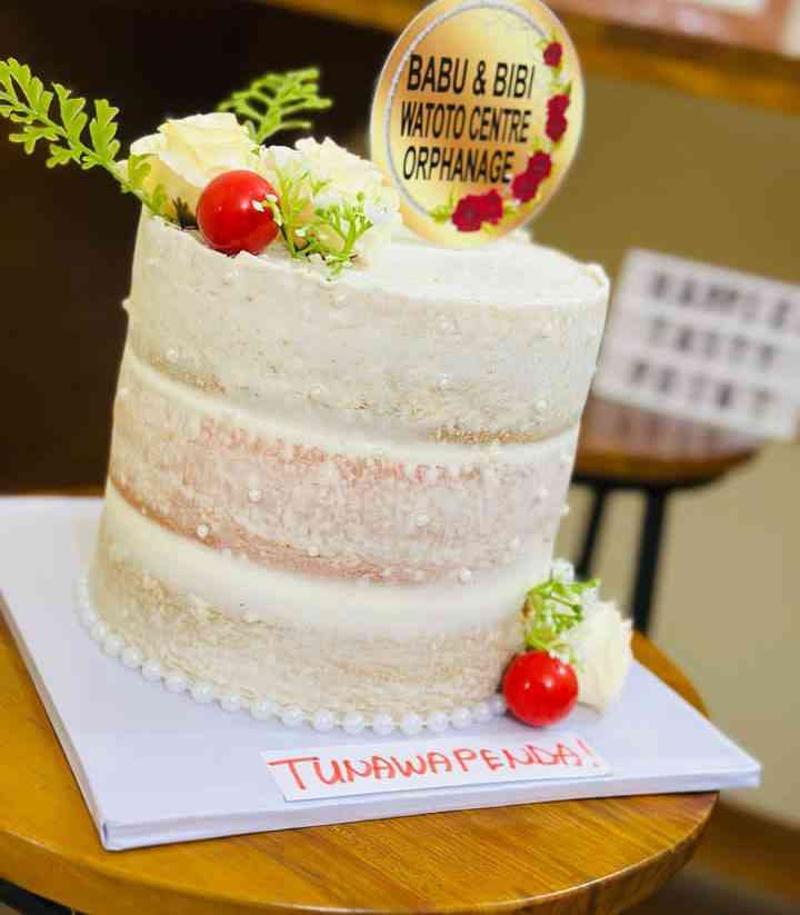 NAKED FLORAL BIRTHDAY CAKE.