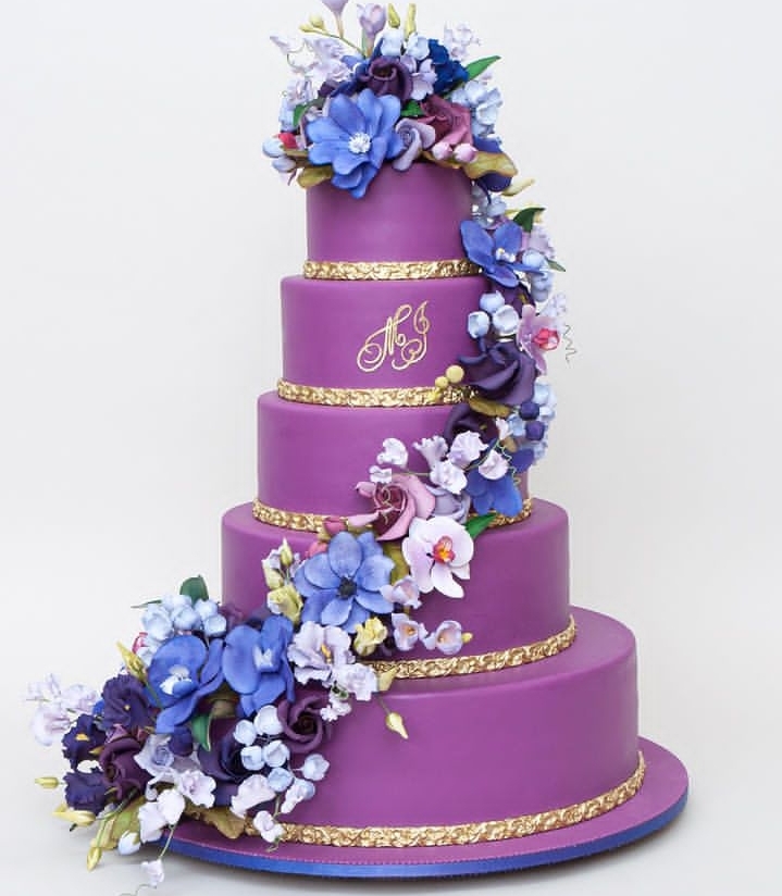 GREAT ROYAL PURPLE CAKE