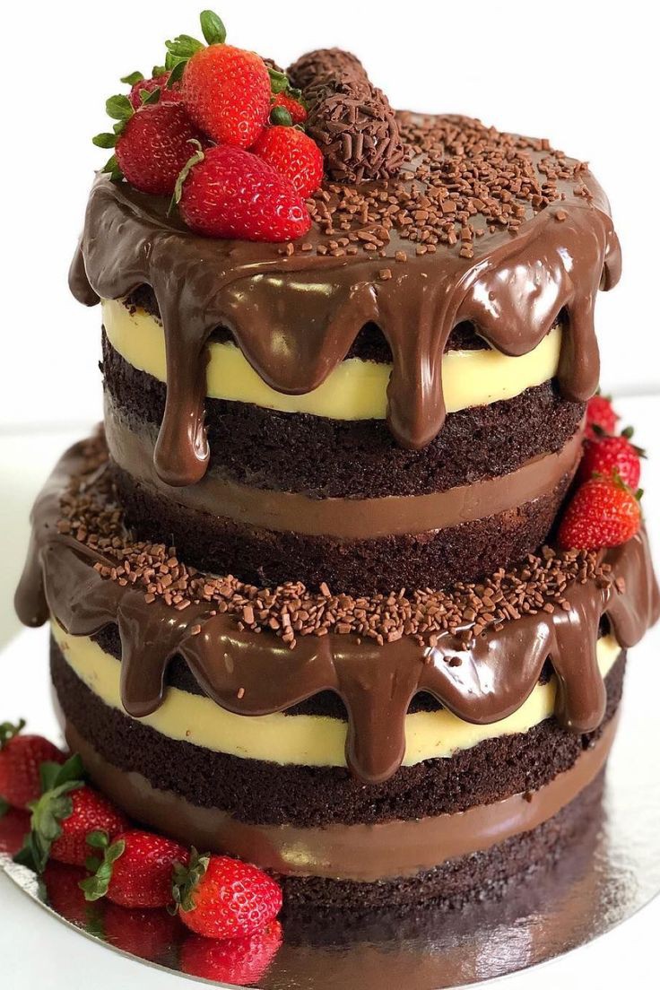 CHOCOLATE DRIPPING FRUITY CAKE 