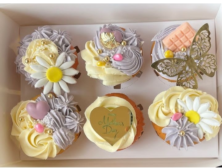 MOTHER DAY CUPCAKES 