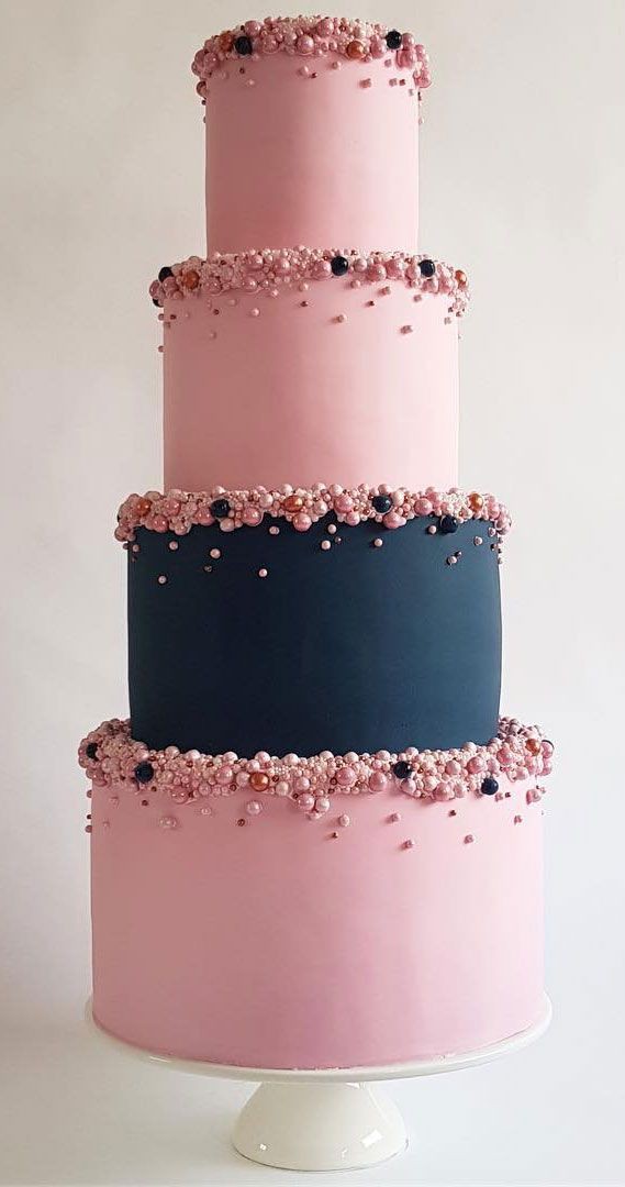 WEDDING CAKE 1