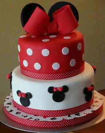 MICKEY MOUSE CHARACTER CAKE 