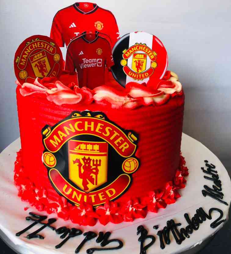 MANCHESTER UNITED CHARACTER CAKE ...JH