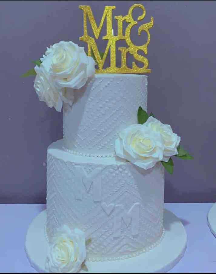 SIMPLE WEDDING CAKE ...ST