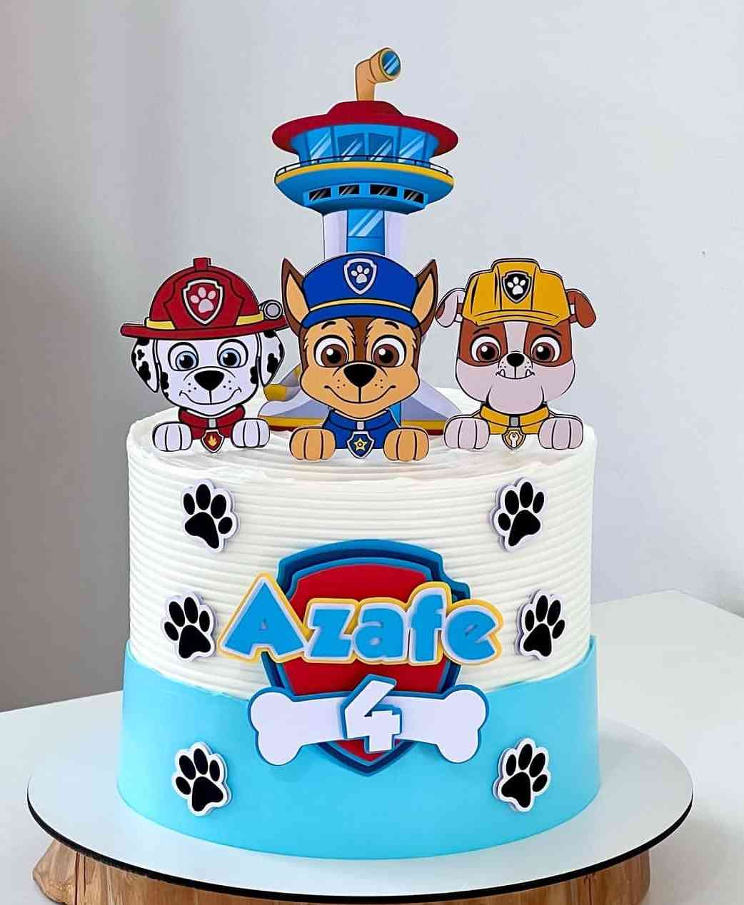 AZAFE CHARACTER CAKE 1