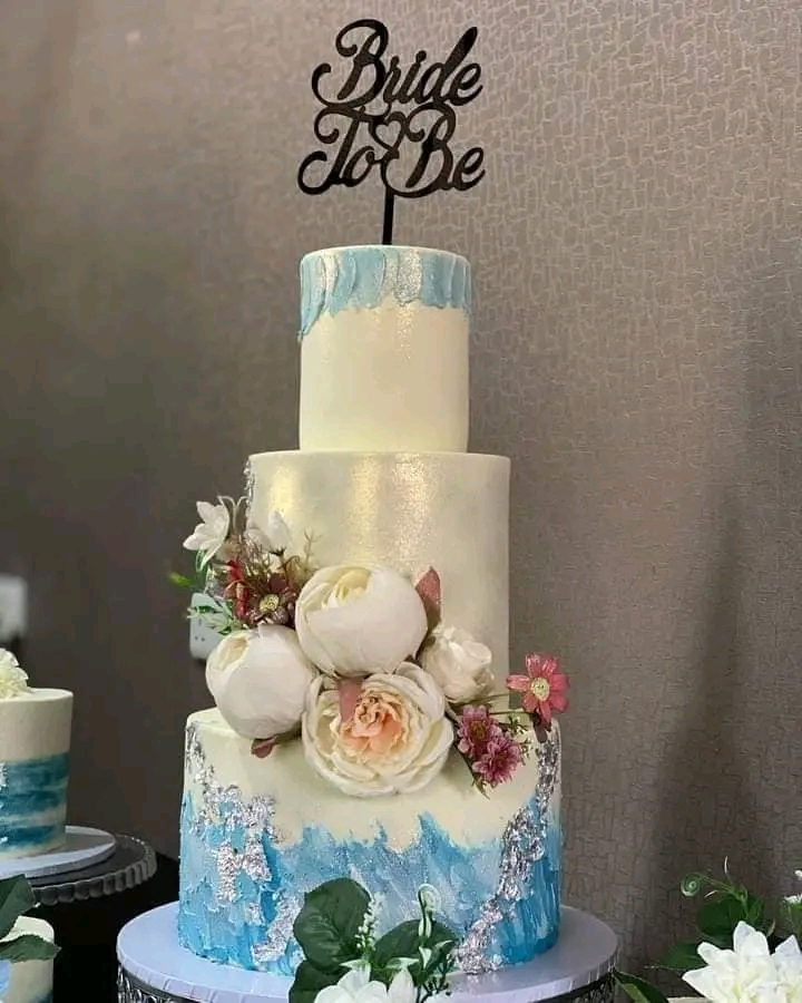 SKY BLUE BLENDED WEDDING CAKE 