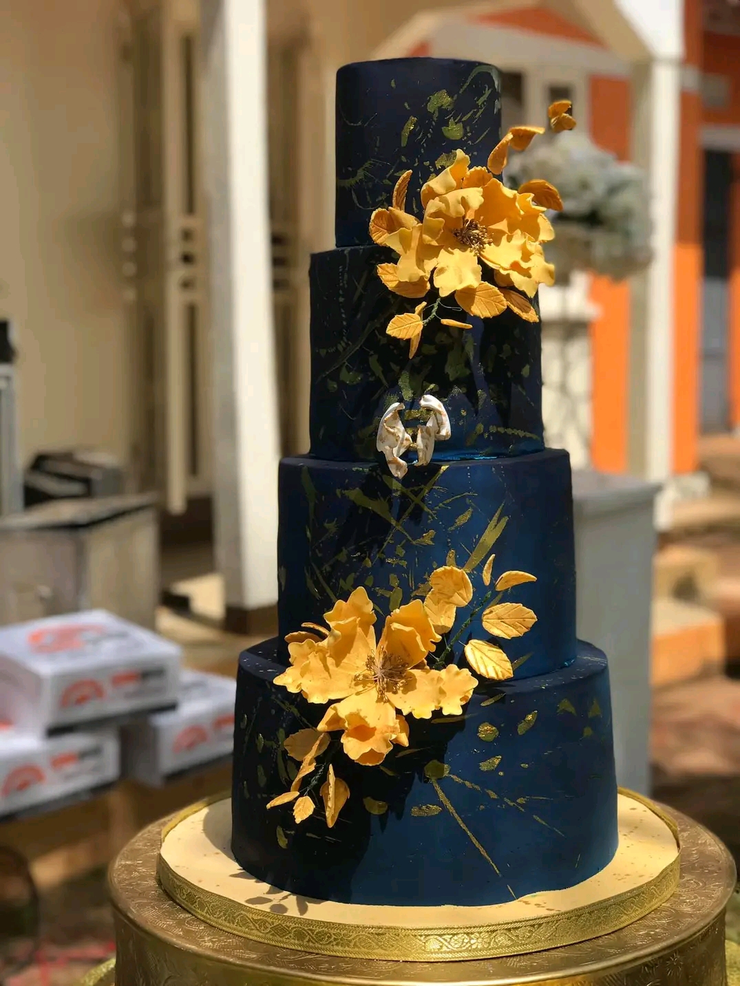 GOLD AND BLUE WEDDING CAKE 