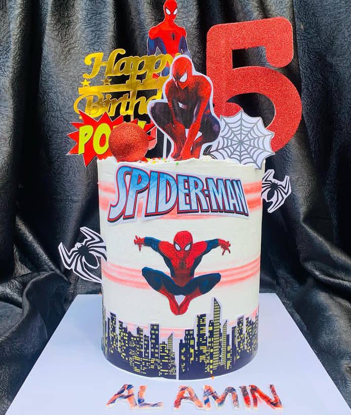 SPIDER CREAM RED CELEBRATION CAKE