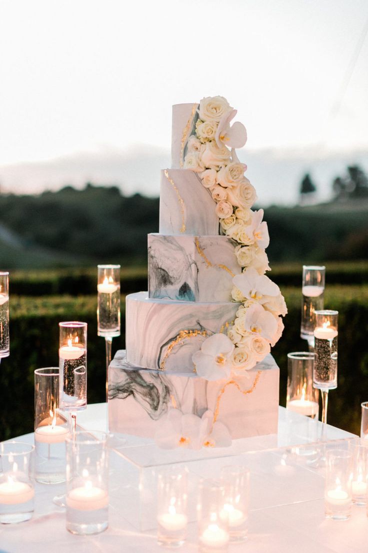 TONED PEACH WEDDING CAKE 