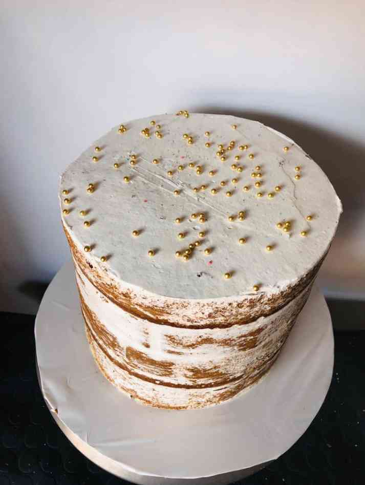 NAKED BIRTHDAY CAKE 1 