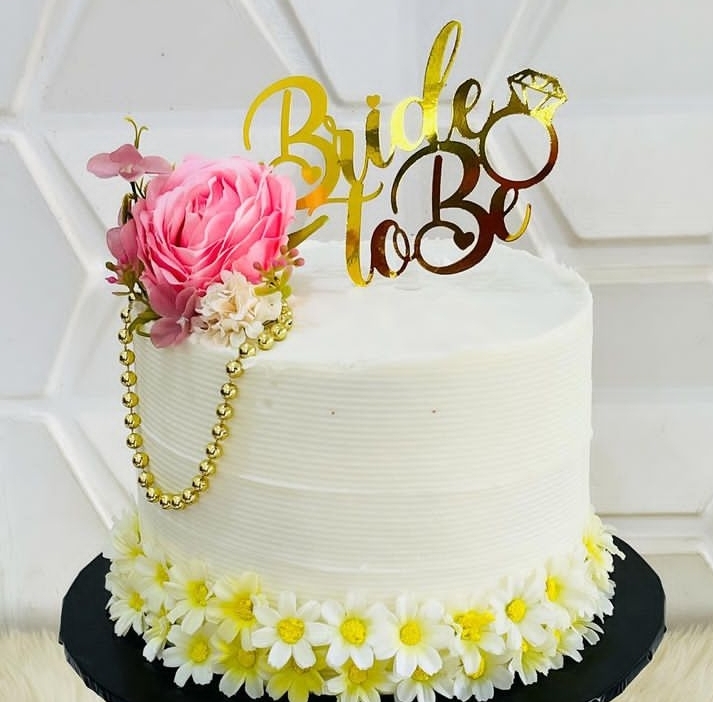 BRIDE TO BE BUTTERCREAM CAKE 575