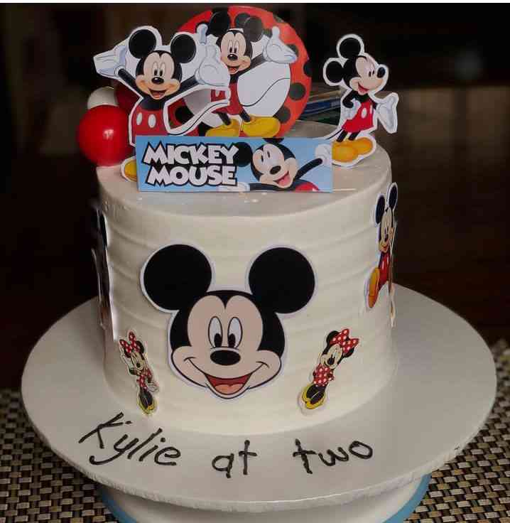 MICKEY MOUSE CAKE5