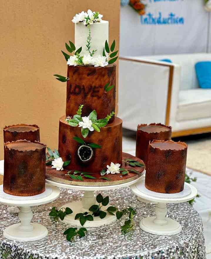 CULTURAL DESIGNED WEDDING CAKE 