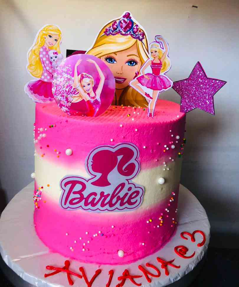 CHARACTER CAKE FOR BABY GIRLS..B