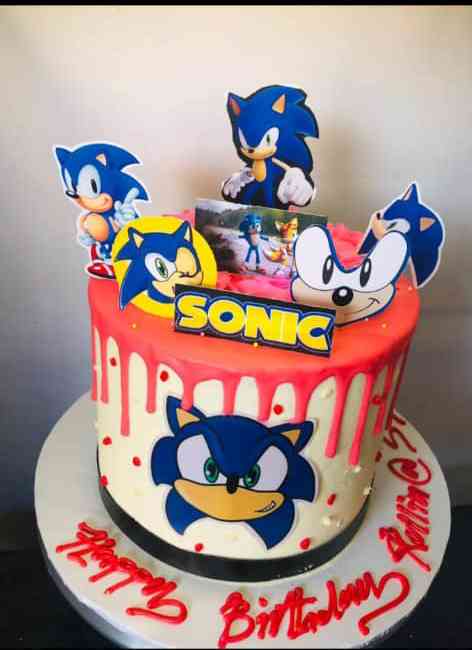 ROLLIN @ 3 SONIC CAKE