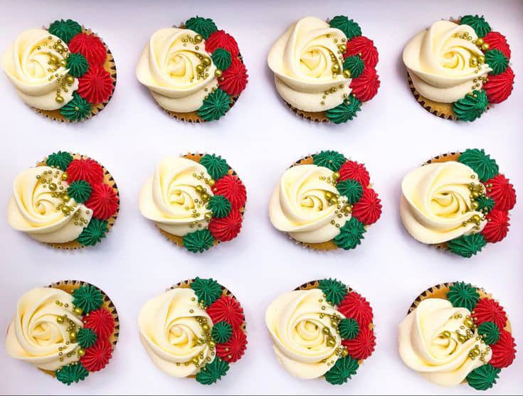 CHRISTMAS CUTE CUPCAKES