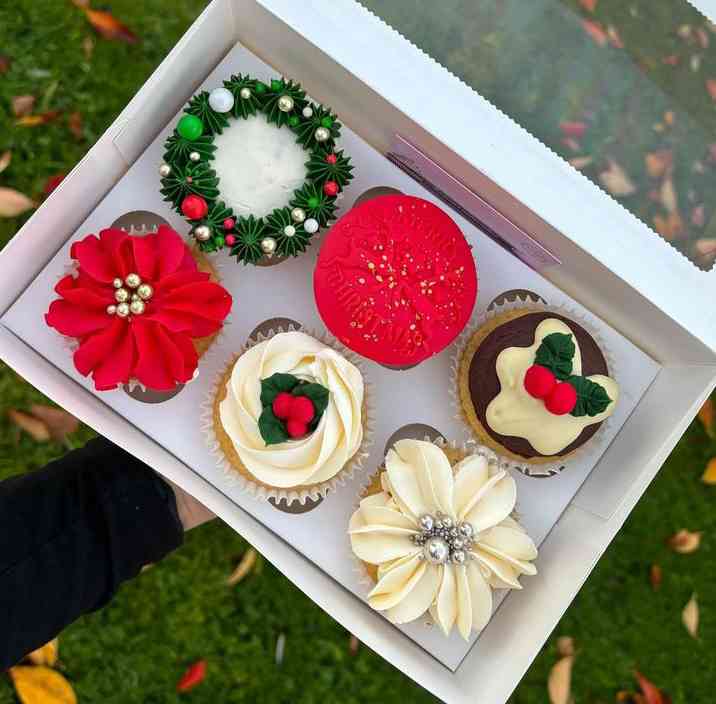 CHRISTMAS CUPCAKE CELEBRATIONS🎄