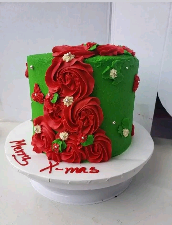 GREEN RED FLORAL X MASS CAKE 