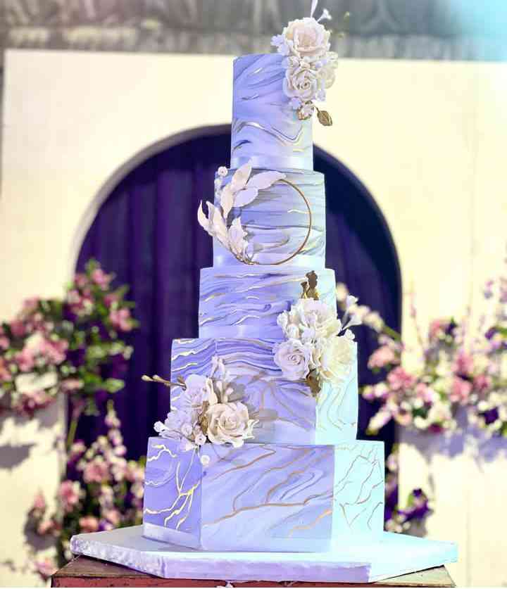 MARBLE OCTAGON WEDDING CAKE 
