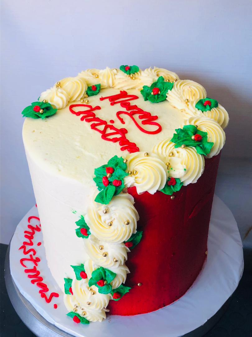 NEAT CHRISTMAS CAKE 538