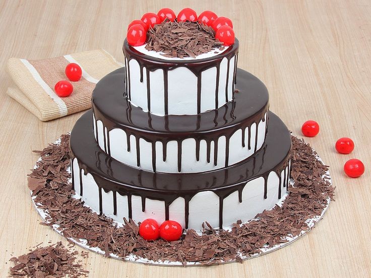 CHOCOLATE FLAVORED BLACK FOREST CAKE 