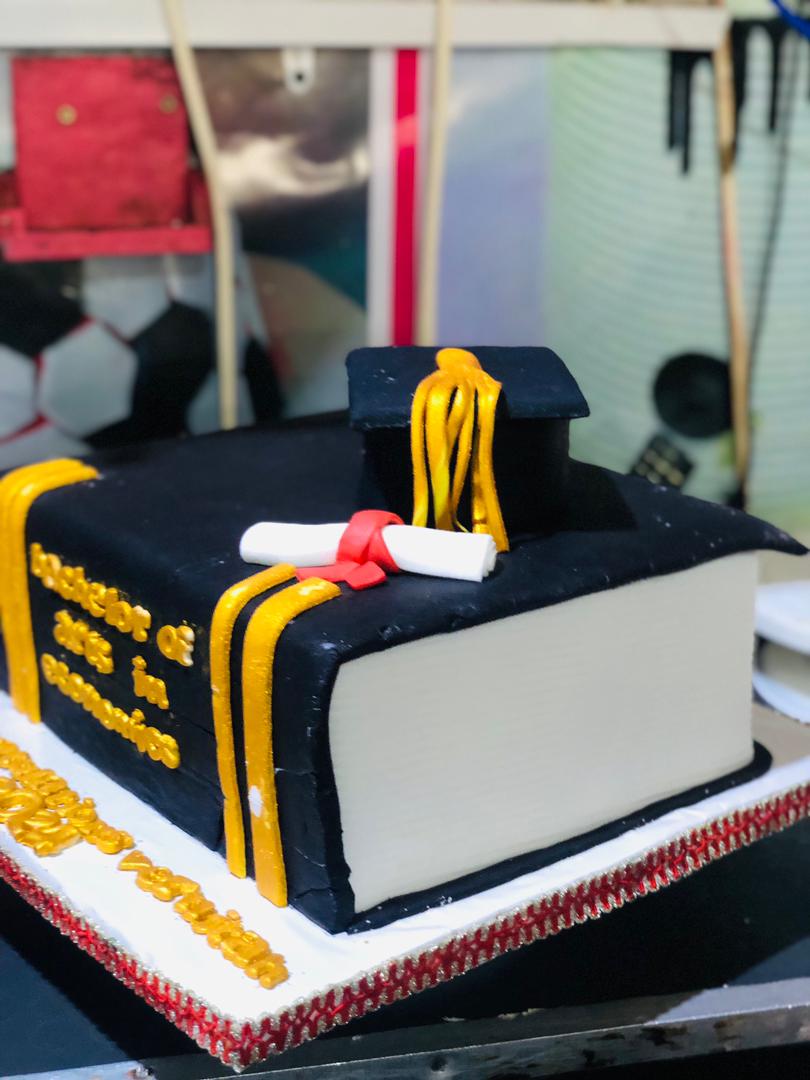 TBOOK OF SUCCESS CAKE