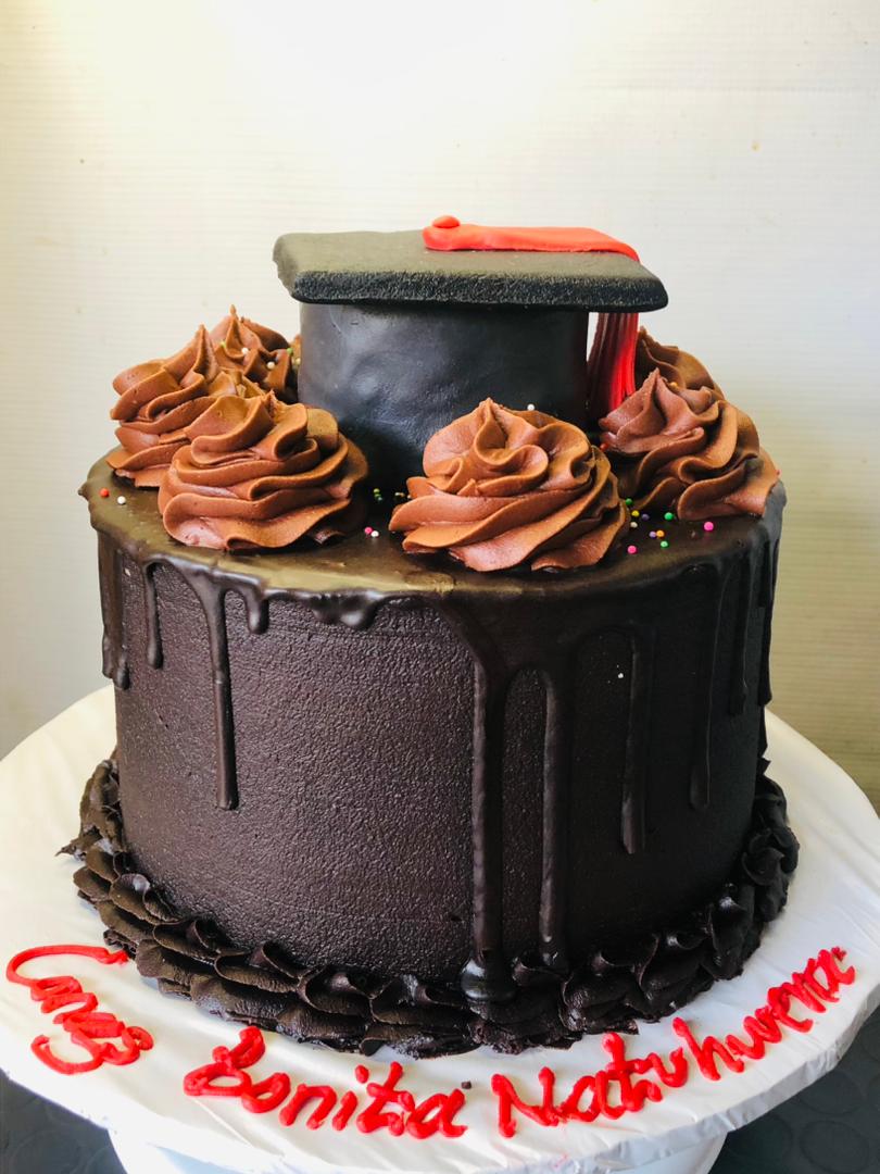 CHOCOLATE GRADUATION CAKE 