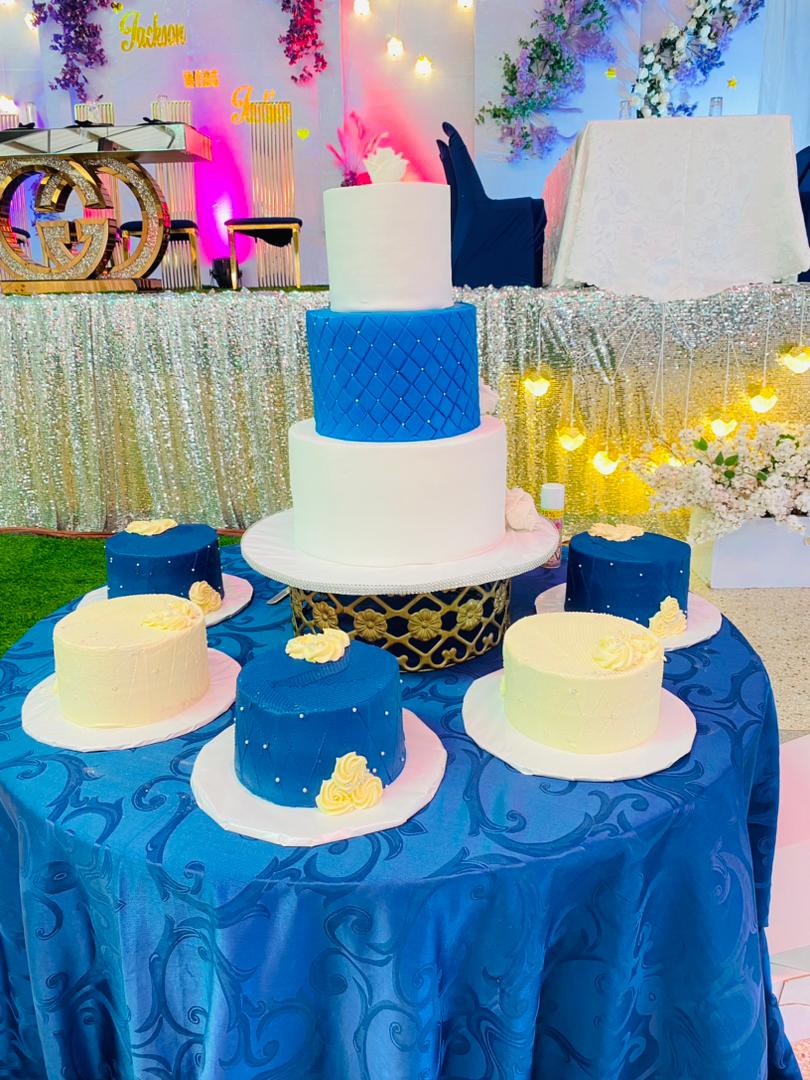3 TIER WEDDING CAKE 