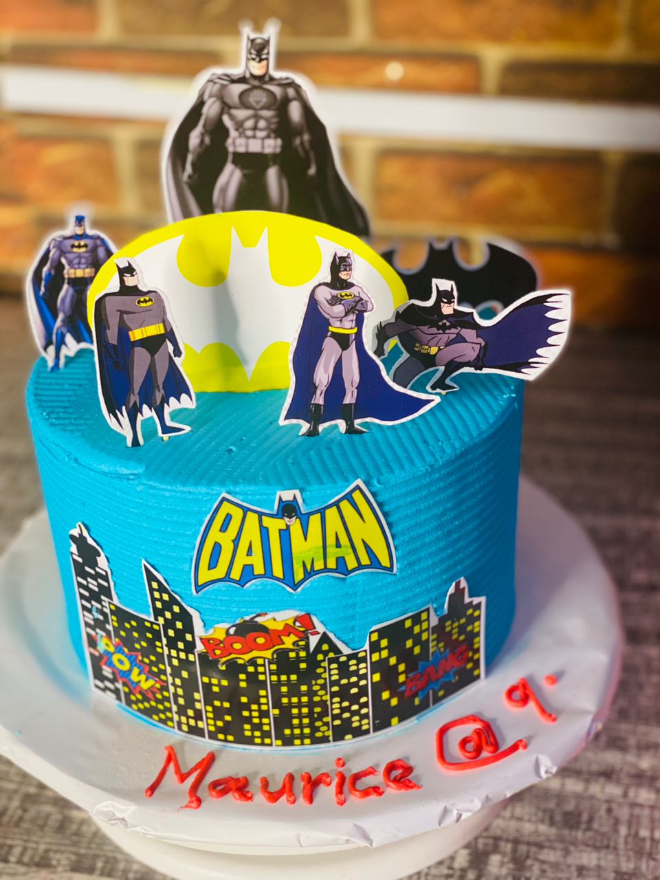 BATMAN BLUE CAKE